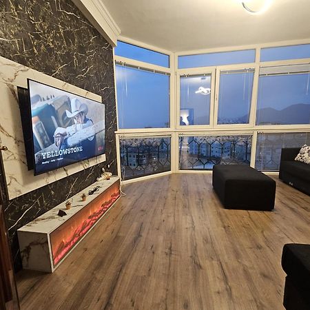 Sky Apartaments City Center Тирана Экстерьер фото