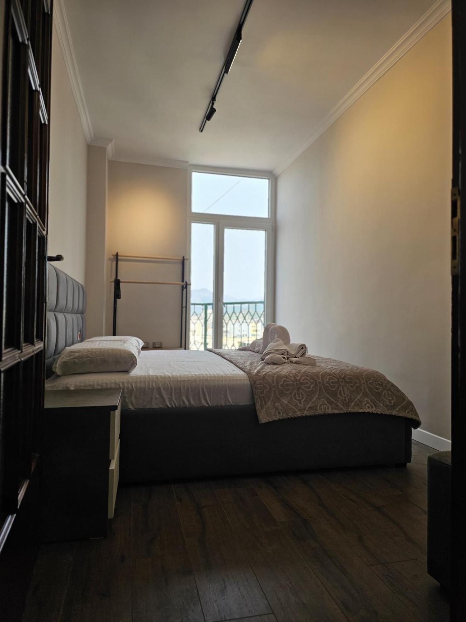 Sky Apartaments City Center Тирана Экстерьер фото