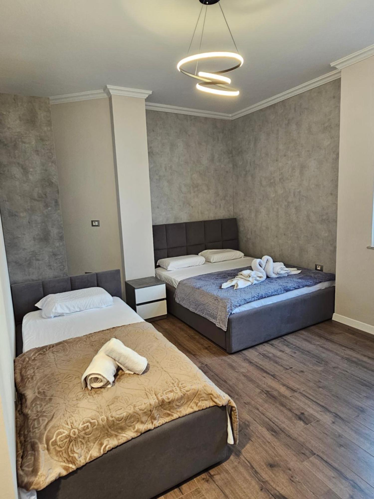 Sky Apartaments City Center Тирана Экстерьер фото