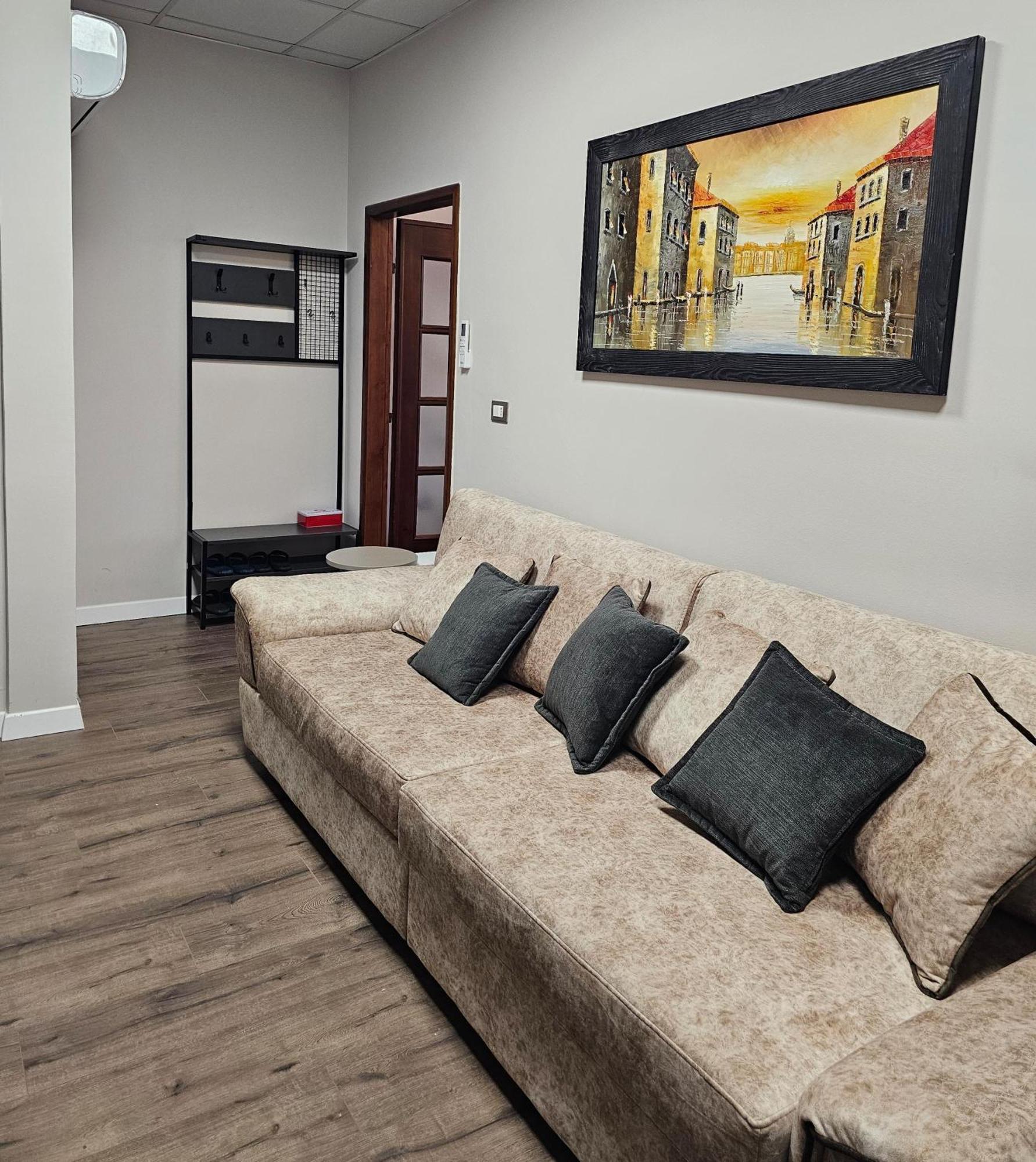 Sky Apartaments City Center Тирана Экстерьер фото