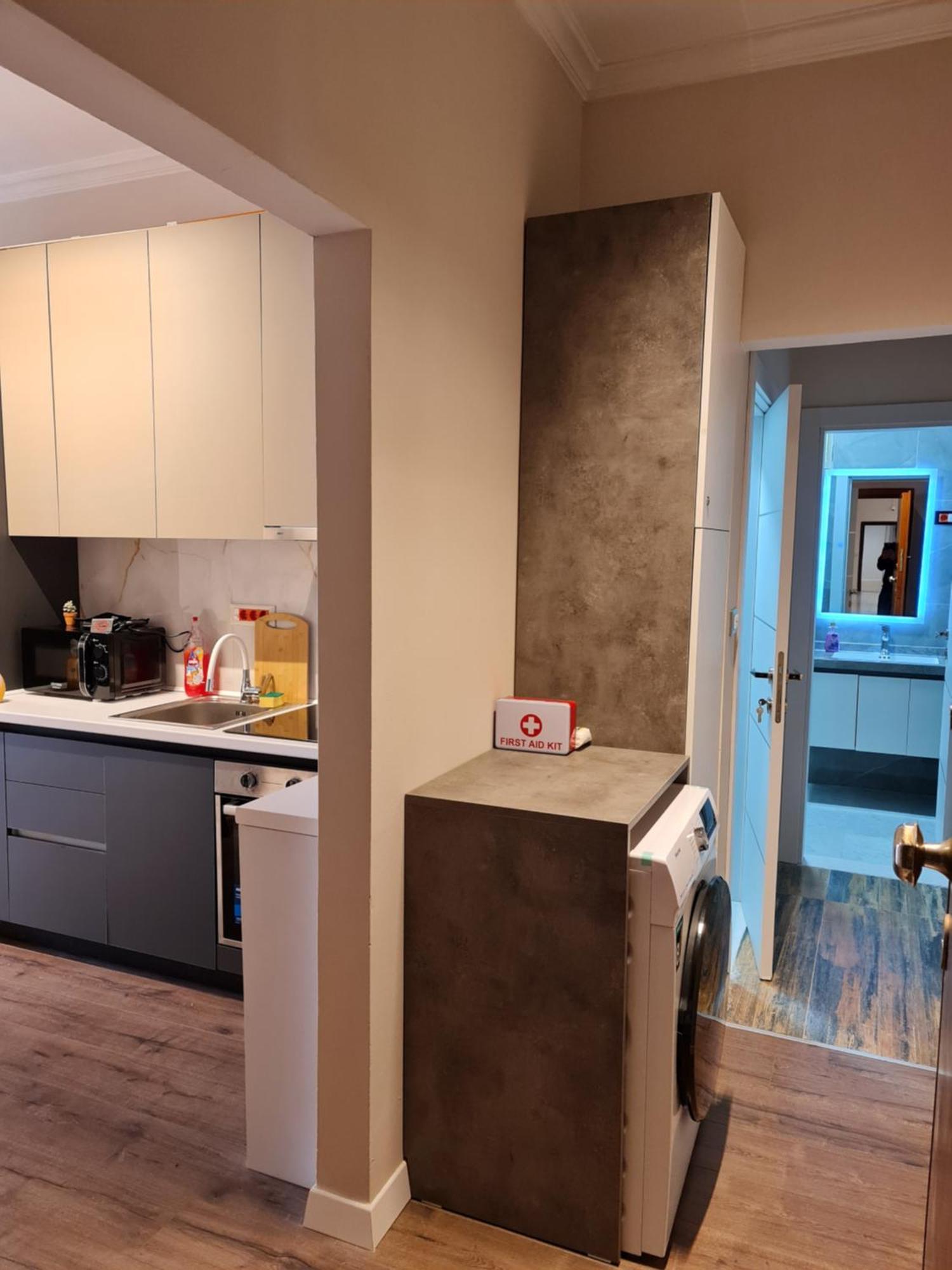 Sky Apartaments City Center Тирана Экстерьер фото